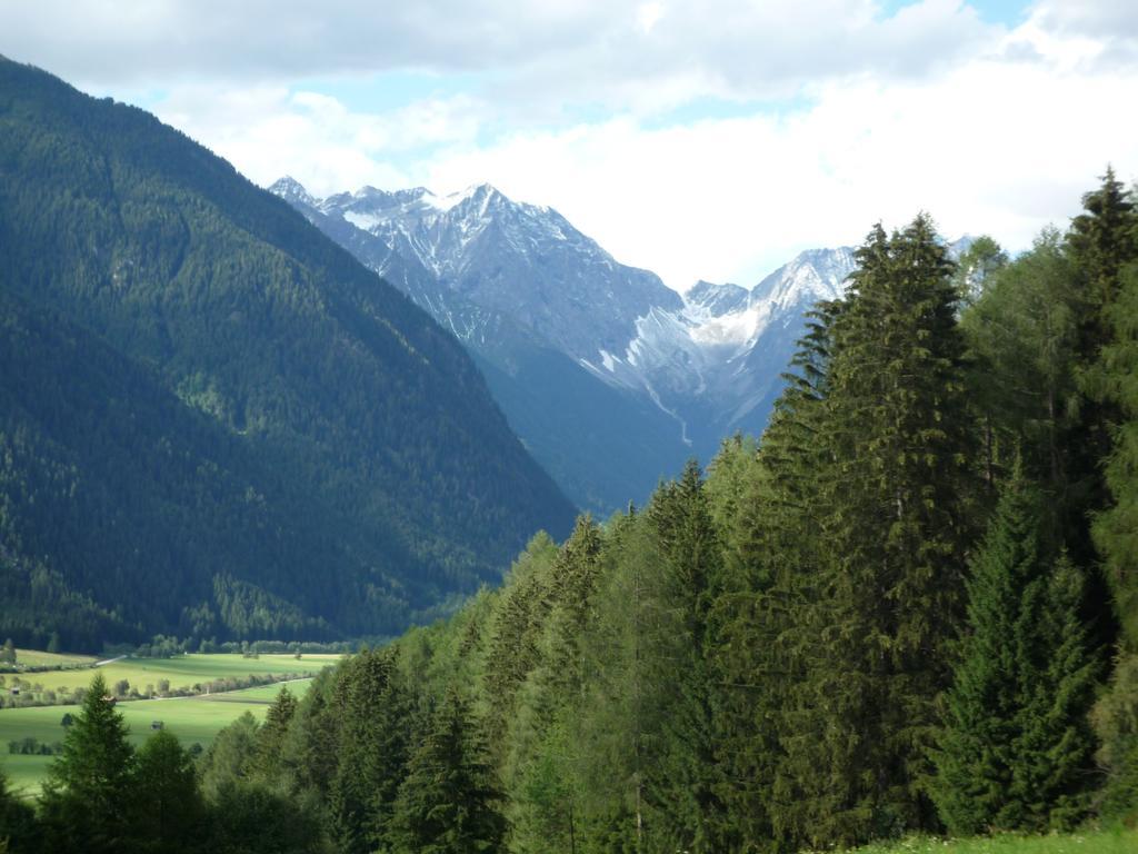 Апартаменти Mansarda Dolomiti Разун-ді-Сопра Екстер'єр фото